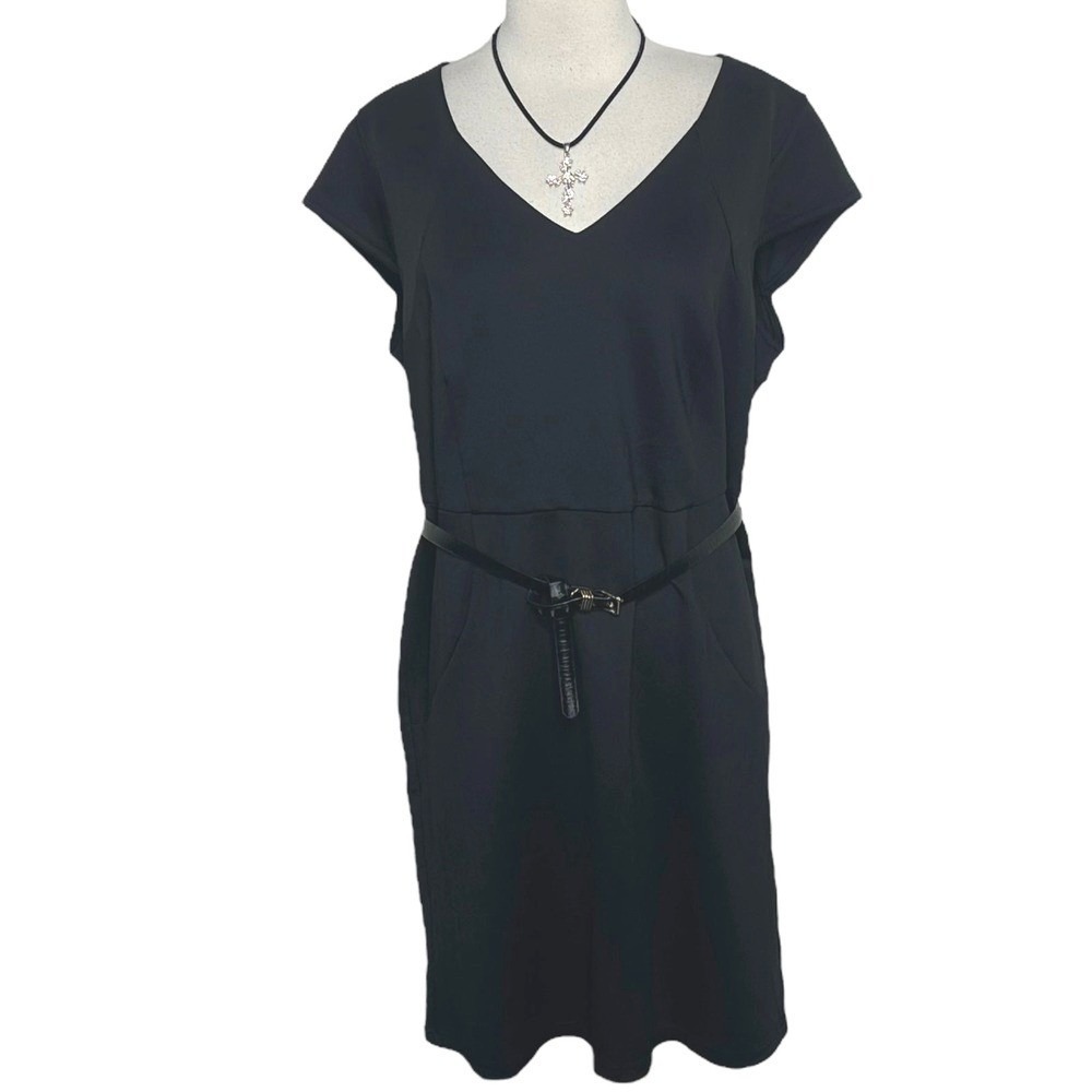 Spense Woman Sheath Dress 14W Black V-Neck Cap‎ Sleeve Belted Pockets LBD